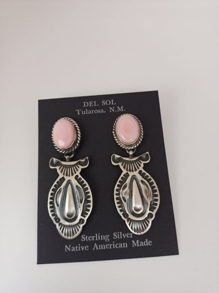 Navajo Handcrafted Pink Conch Shell and Sterling Silver Earrings; ER20-6